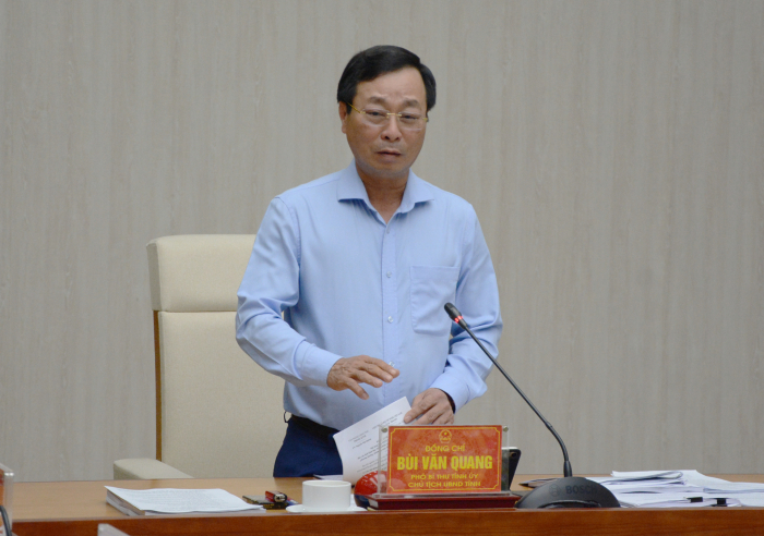 Chủ tịch UBND tỉnh Bùi Văn Quang phát biểu chỉ đạo tại hội nghị