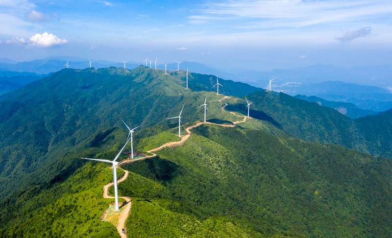 Phát triển năng lượng tái tạo là một trong 3 đột phá giúp Việt Nam cụ thể hóa cam kết phát thải ròng bằng 0 vào năm 
 Ảnh: ITN