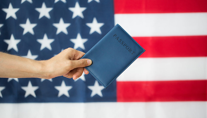 hiều người nước ngoài đến Mỹ làm việc theo diện visa H-1B.