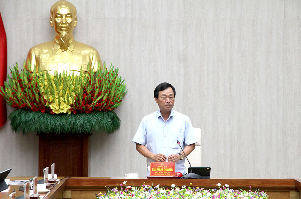 Chủ tịch UBND tỉnh Bùi Văn Quang phát biểu tại hội nghị