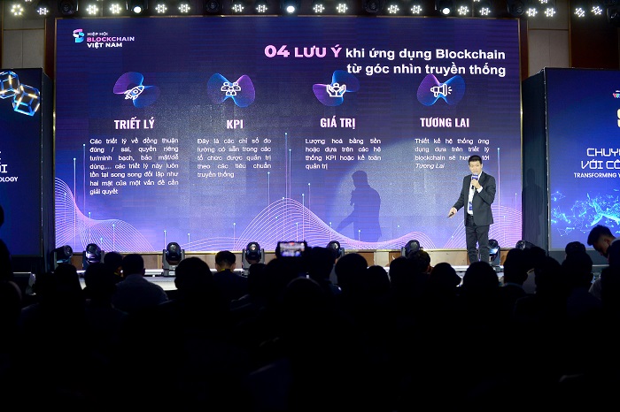 Ông Phan Đức Trung - PCT Hiệp hội Blockchain Việt Nam chia sẻ thị trường Blockchain của Việt Nam