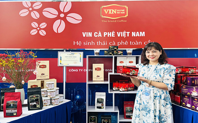 Nguyễn Thị Thu Huyền, Giám Đốc Kinh Doanh, Công ty cổ phần tập đoàn Vin cà phê Việt Nam