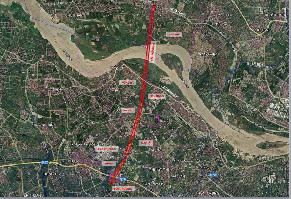 Tuyến đường Vành đai 4, đoạn từ QL 32 đến hết cầu Hồng Hà đi qua ba huyện Hoài Đức, Đan Phượng, Mê Linh dài khoảng 9,6km.