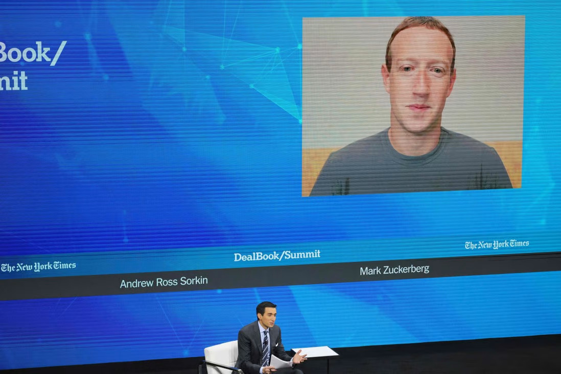 Giám đốc điều hành và người sáng lập Meta, Mark Zuckerberg trong Hội nghị thượng đỉnh về DealBook của Thời báo New York