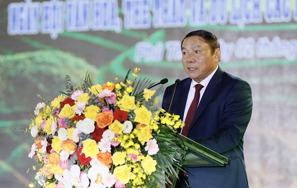 Bộ trưởng Bộ trưởng Bộ VH,TT&DL Nguyễn Văn Hùng phát biểu Khai mạc Ngày hội
