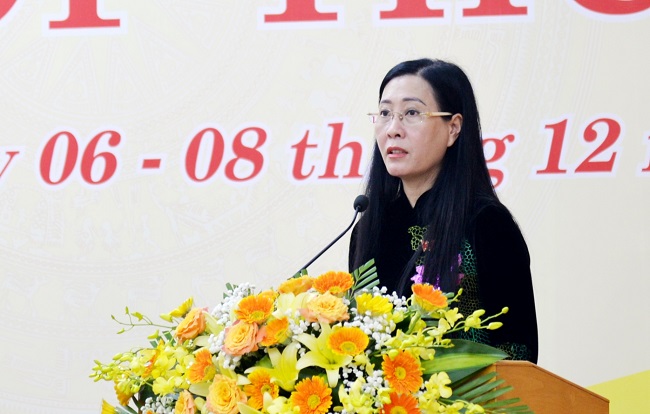 Đồng chí Bùi Thị Quỳnh Vân - Bí thư Tỉnh ủy, Chủ tịch HĐND tỉnh phát biểu khai mạc kỳ họp