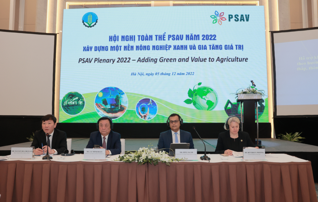 Ông Lê Minh Hoan, Bộ trưởng Bộ NN&PTNT và ông Binu…Nam, đồng chủ trì phiên họp toàn thể PSAV 2022
