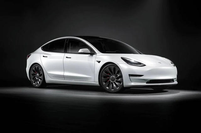 Ưu đãi thuế khiến Tesla phải từ bỏ tham vọng siêu nhà máy Đức để quay