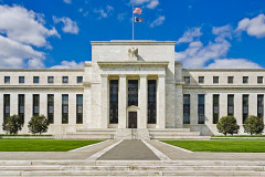 Theo Steve Forbes, việc Fed tăng lãi suất một cách ngoan cố đang hủy hoại nền kinh tế Mỹ