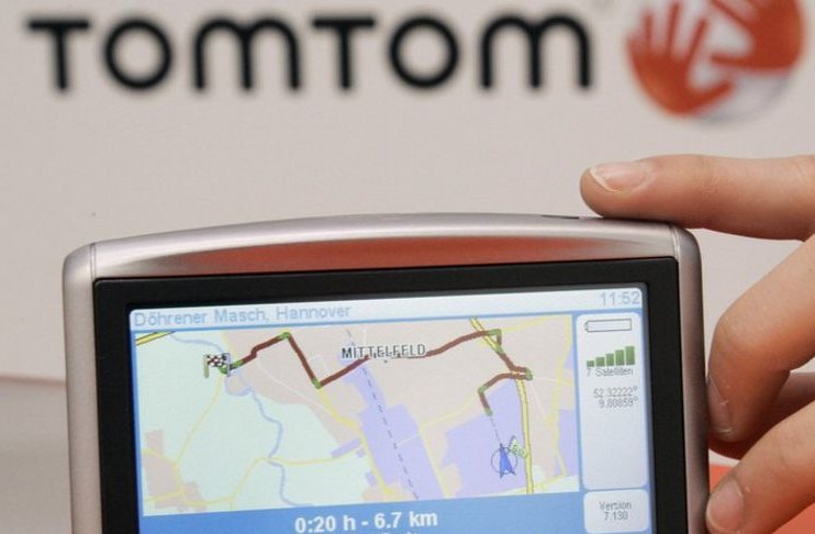 Các công ty như TomTom đã phải vật lộn trong nhiều năm để đánh bại sức mạnh của Google Map trong lĩnh vực điều hướng và định vị địa lý.
