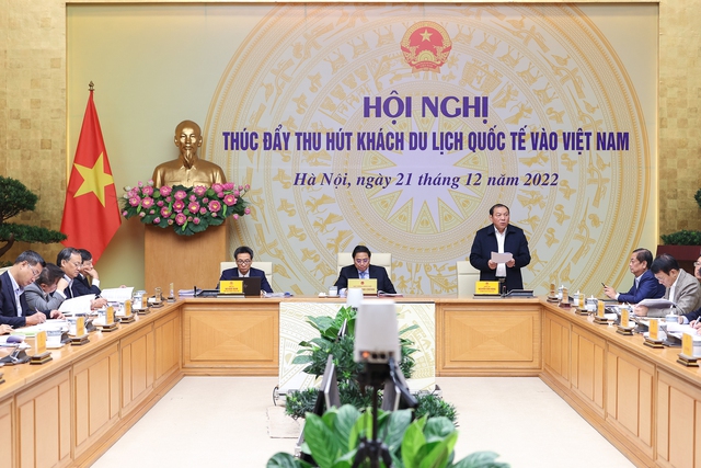 Bộ trưởng Bộ VHTT&DL Nguyễn Văn Hùng phát biểu tại Hội nghị - Ảnh: VGP/Nhật Bắc