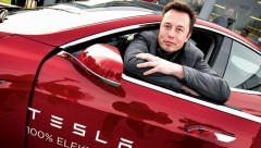 Elon Musk sẽ không bán thêm bất kỳ cổ phiếu Tesla nào trong 2 năm