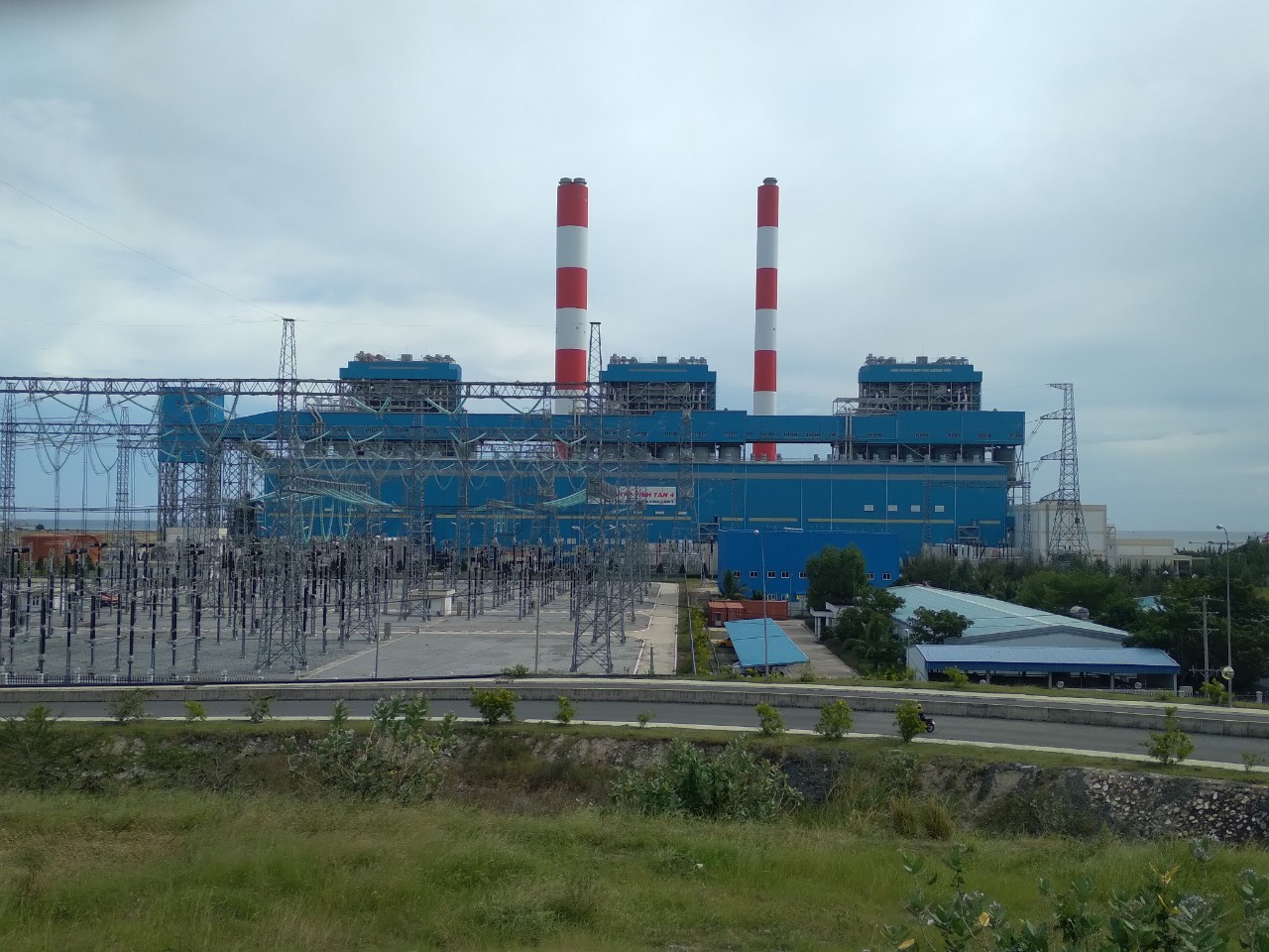 Nhà máy Nhiệt điện Vĩnh Tân 4