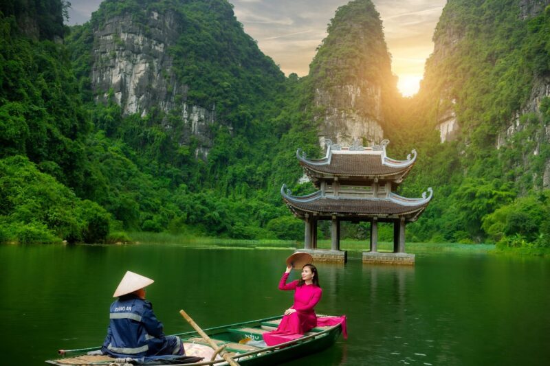 Ninh Bình lọp top 10 điểm đến thân thiện nhất thế giới.