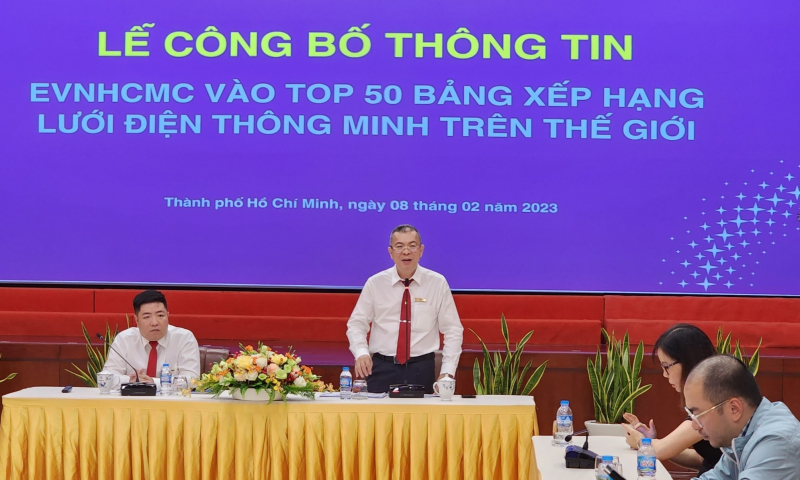 Ông Nguyễn Văn Thanh – Tổng giám đốc EVNHCMC phát biểu tại buổi lễ