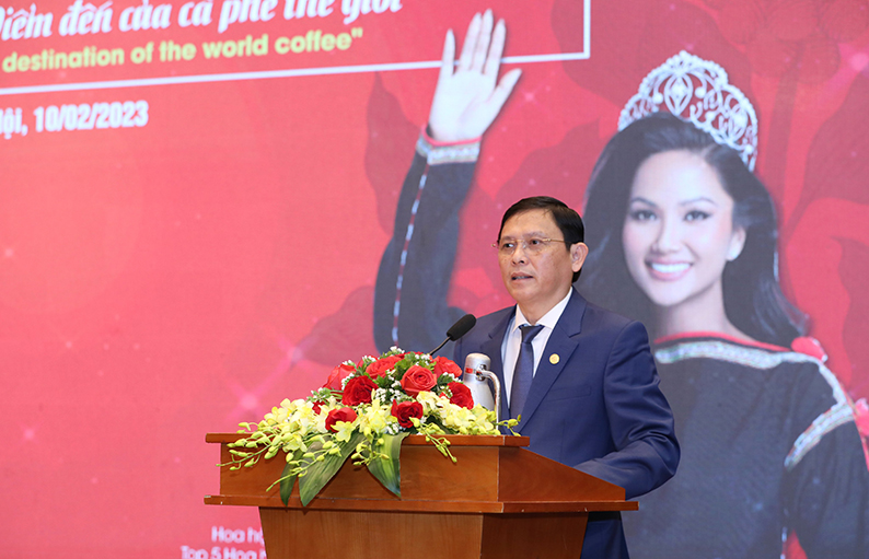Ông Nguyễn Tuấn Hà - PCT UBND Đăk Lăk, trưởng BTC lễ hội cà phê lần thứ 8-2023 phát biểu