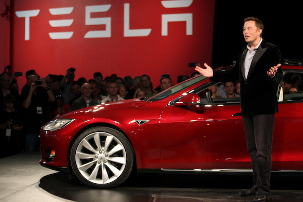 Tesla luôn đứng trong top các ưu tiên của người dùng khi muốn mua xe điện.