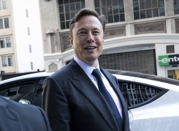 Elon Musk cảnh báo giá nhà sẽ sớm giảm mạnh và thị trường bất động sản thương mại đang rối loạn
