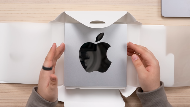 Chân dung món quà Apple tặng nhân viên sau 10 năm làm việc.