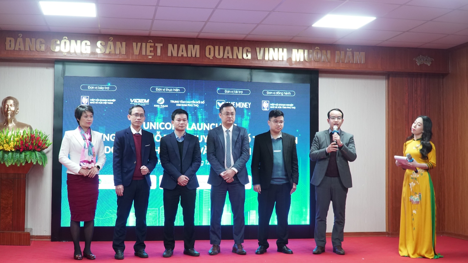 Đội ngũ chuyên gia "Unicorn Launching" ra mắt cộng đồng doanh nghiệp Phú Thọ