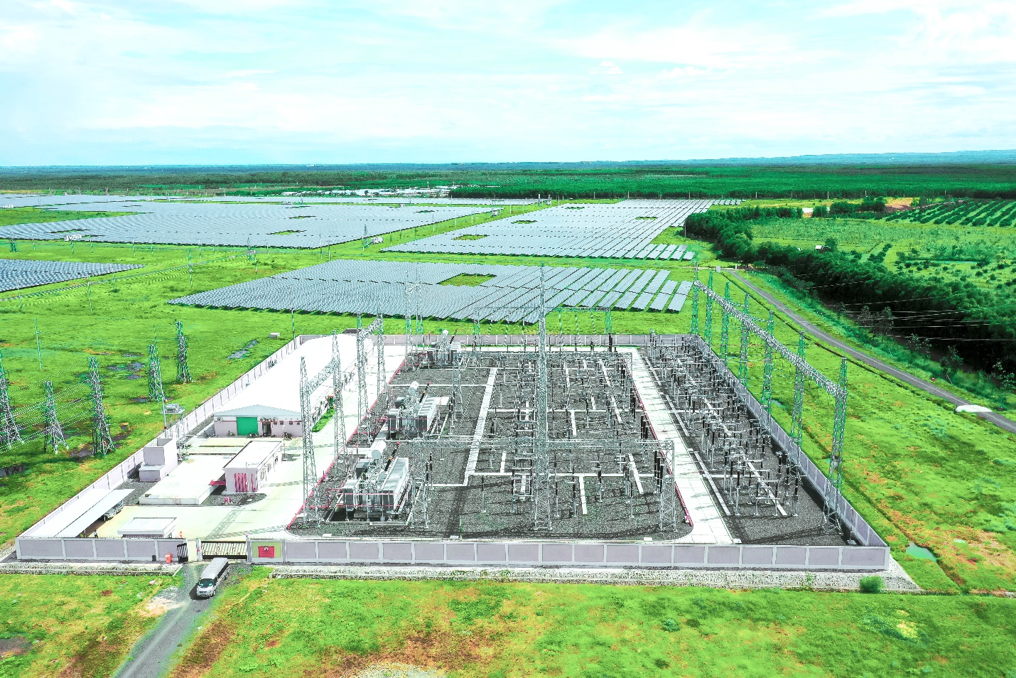 Cụm Nhà máy điện mặt trời Lộc Ninh 1-2-3 (Bình Phước)