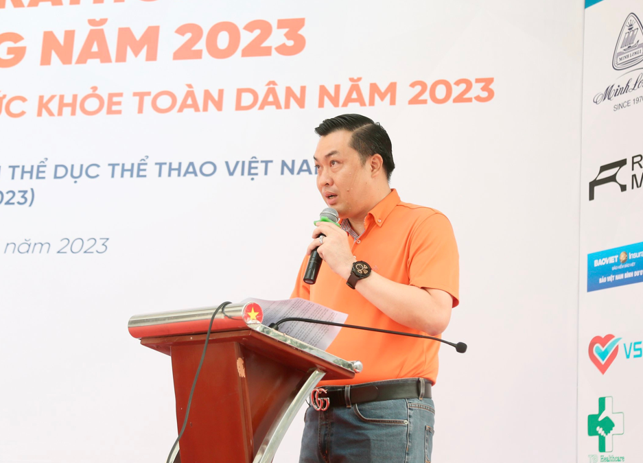 Ông Cao Văn Chóng, Phó Giám đốc Sở Văn hóa, Thể thao và Du lịch tỉnh Bình Dương – Trưởng BTC phát biểu