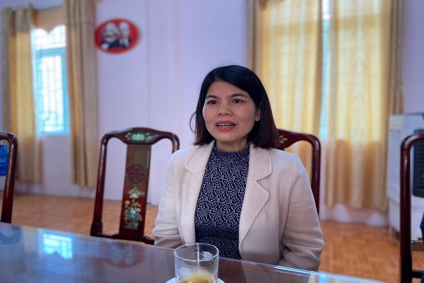 Cô giáo Lê Thị Dung, giáo viên Ngữ văn trường THCS Nhữ Bá Sỹ, huyện Hoằng Hóa nhiều năm có học  sinh xếp thứ nhất toàn tỉnh