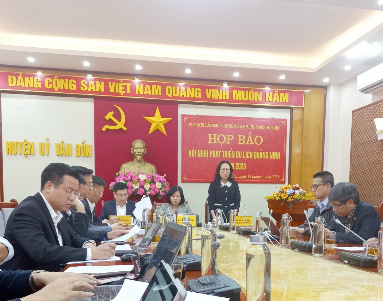 Quang Ninh province held a press conference on the organization of the Quang Ninh Tourism Development Conference in 2023.