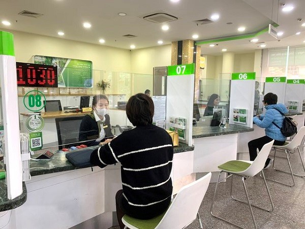 State-owned commercial banks simultaneously lowered interest rates (Photo: VGP/HT).