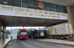 Quảng Ninh: Hoạt động xuất nhập khẩu cửa khẩu có dấu hiệu tích cực