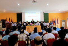 Đoàn công tác tỉnh Đồng Tháp thăm tỉnh Prey Veng (Campuchia)