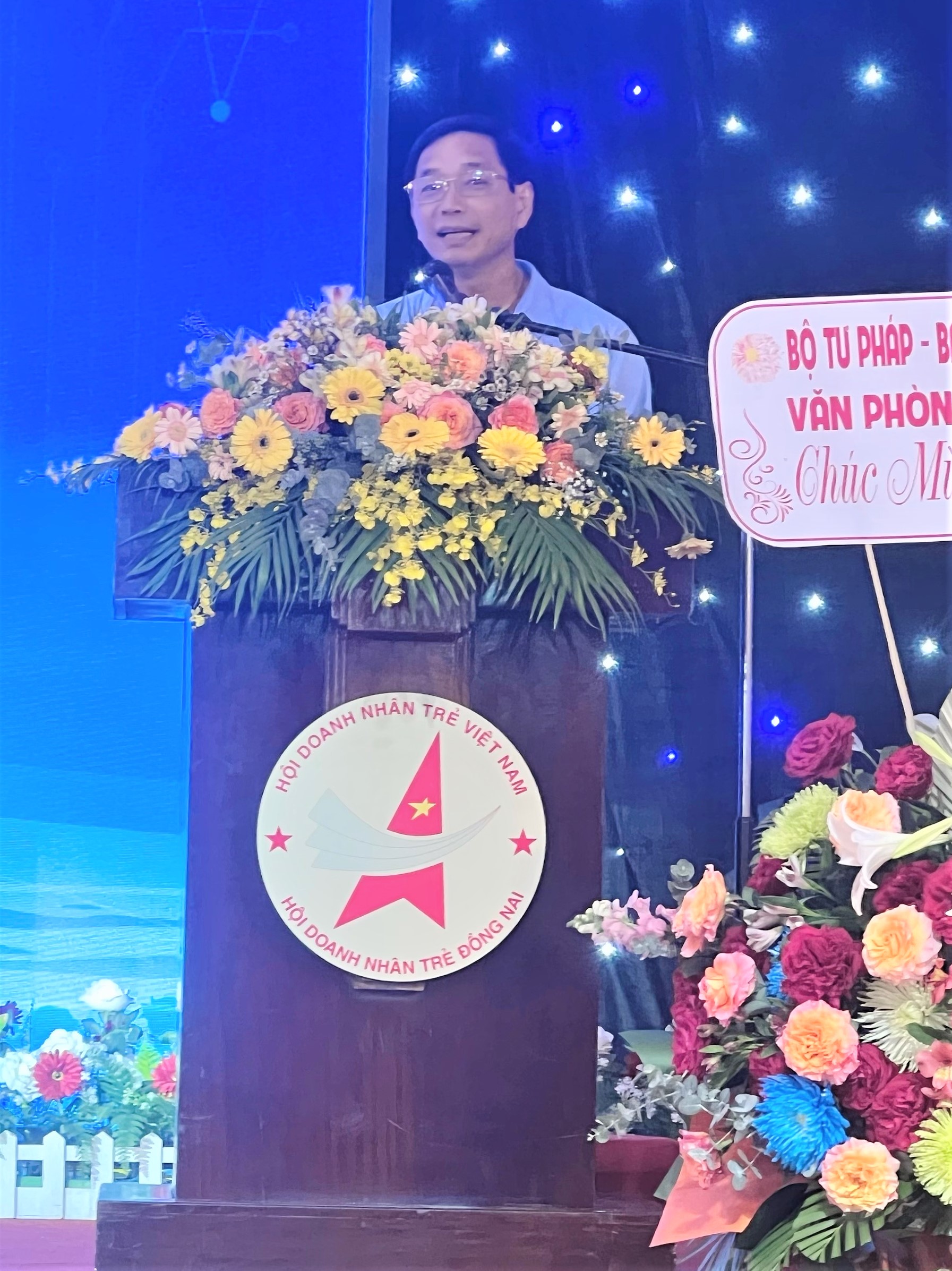 Phó Chủ tịch UBND tỉnh Đồng Nai - Võ Văn Phi