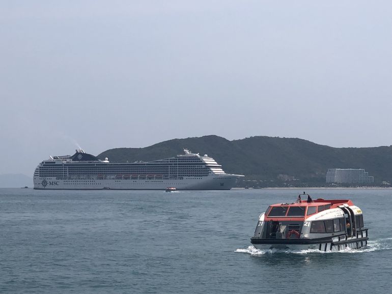 Nha Trang đón khách du lịch trên tàu biển quốc tế MSC POESIA