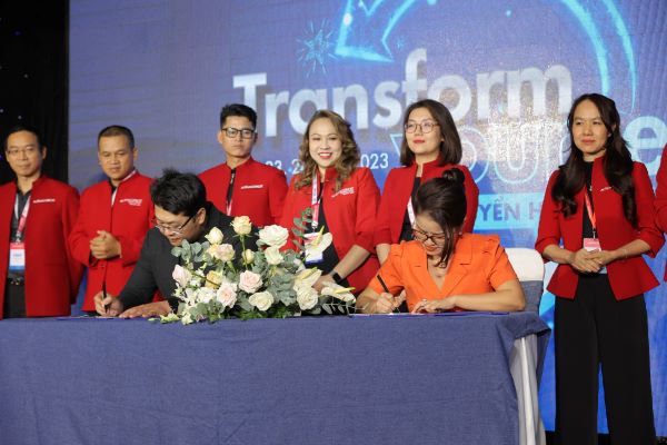 Lễ ký kết hợp tác chiến lược giữa ActionCOACH CBD Firm với Keller Williams Vietnam
