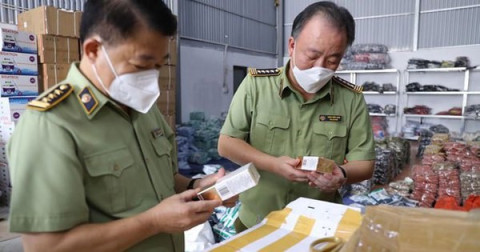 Force 389 of Hanoi City handled nearly 1,000 cases of smuggling and commercial fraud