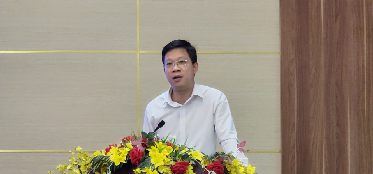 Ông Nguyễn Quang Huy- Phó Giám đốc Sở Thông tin và Truyền thông Hải Phòng phát biểu tại hội nghị