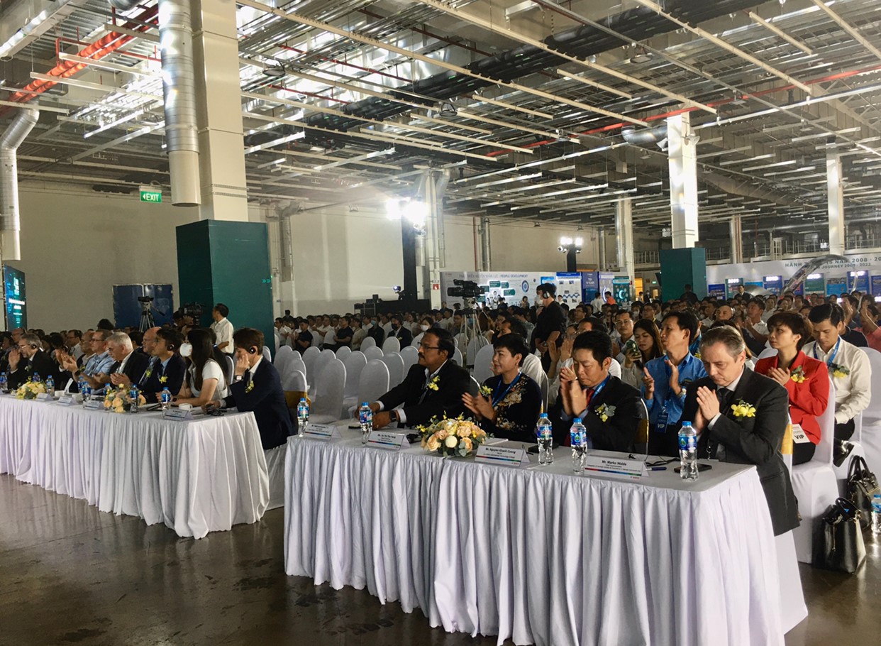 Delegates attend the ceremony to celebrate the 15th anniversary of the Bosch Factory.