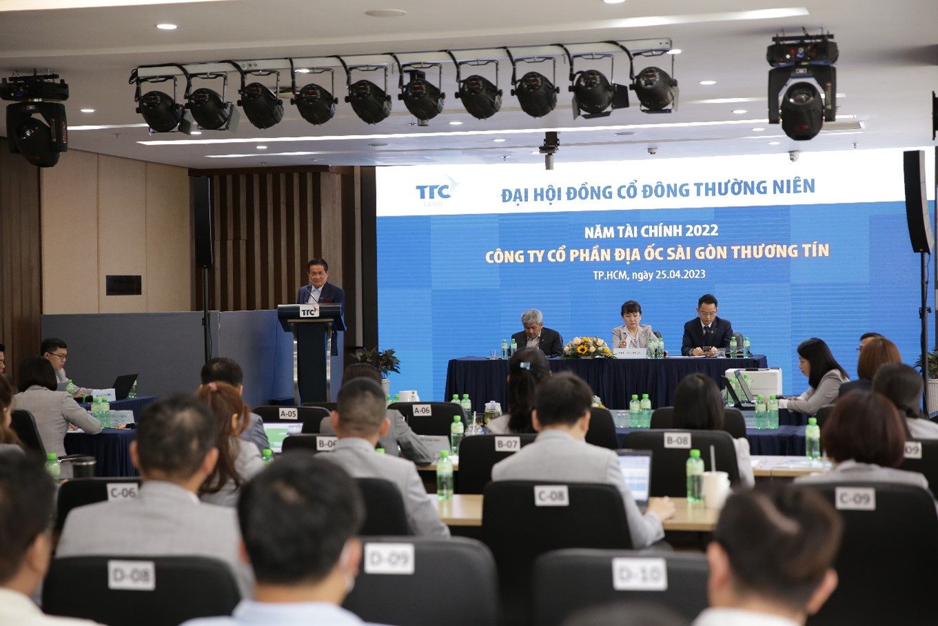 Ông Đặng Văn Thành – Chủ tịch Tập đoàn TTC chia sẻ tại Đại hội