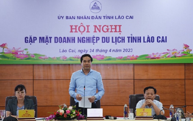Đồng chí Trịnh Xuân Trường - Chủ tịch UBND tỉnh Lào Cai phát biểu tại Hội nghị.
