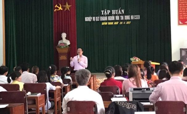 Hội LHPN huyện Quỳnh Lưu phối hợp với Ngân hàng CSXH tổ chức tập huấn nghiệp vụ quản lý, điều hành nguồn vốn tín dụng ưu đãi