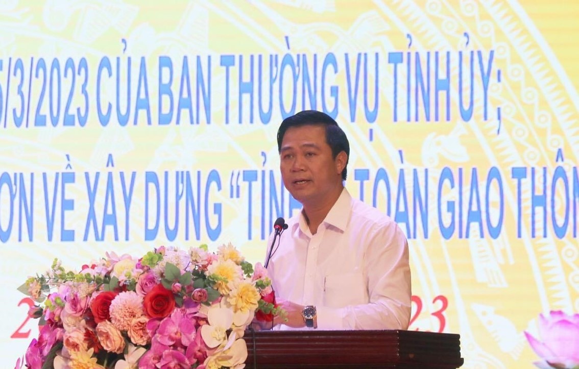 Bí thư Thành ủy, Chủ tịch HĐND thành phố Từ Sơn Lê Xuân Lợi.