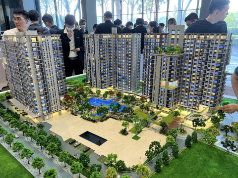 Vietnam Real Estate Association  Needs an open decree to transfer the project