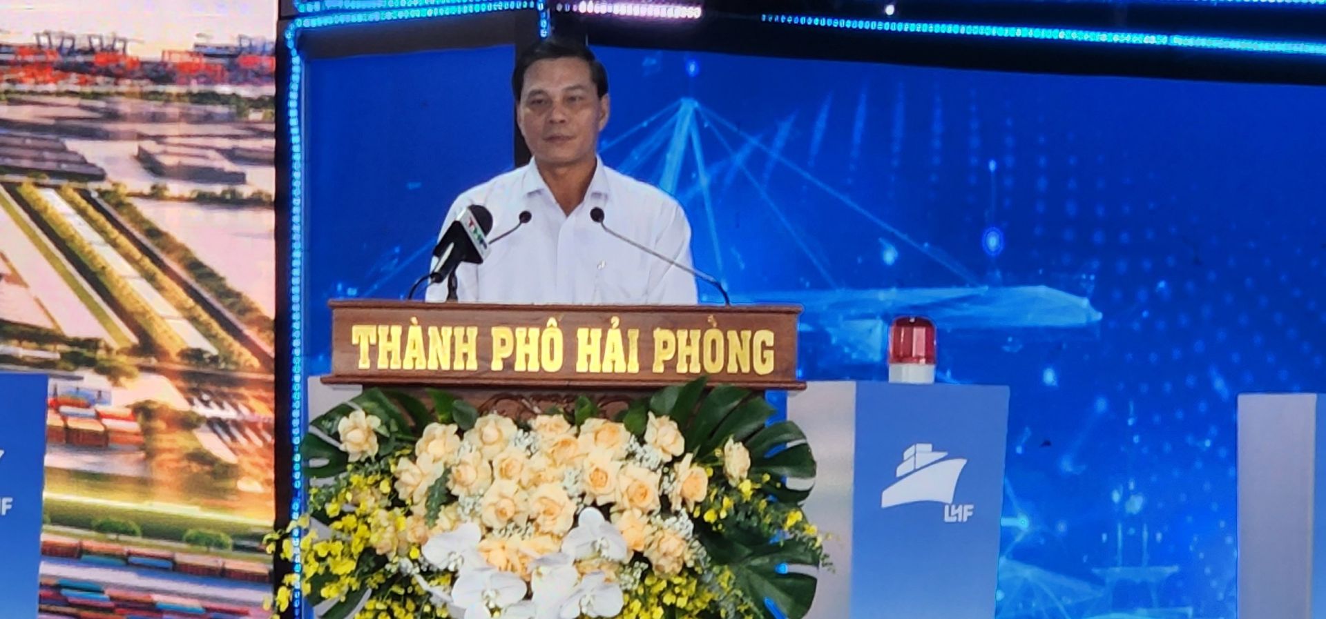 Ông Nguyễn Văn Tùng – Chủ tịch UBND TP Hải Phòng phát biểu tại Lễ khởi công