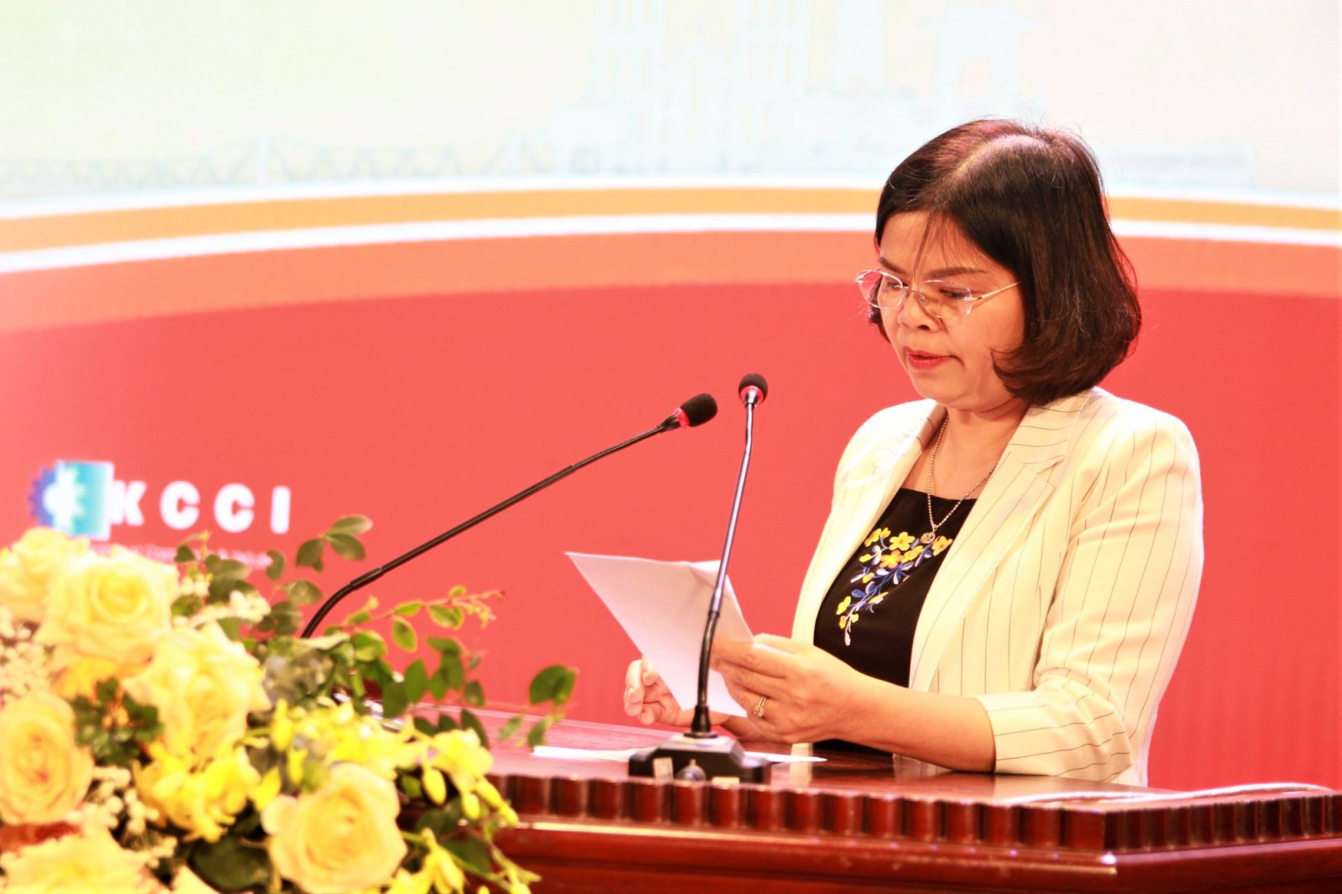 Bà Nguyễn Hương Giang, Phó Bí thư Tỉnh ủy, Chủ tịch UBND tỉnh Bắc Ninh
