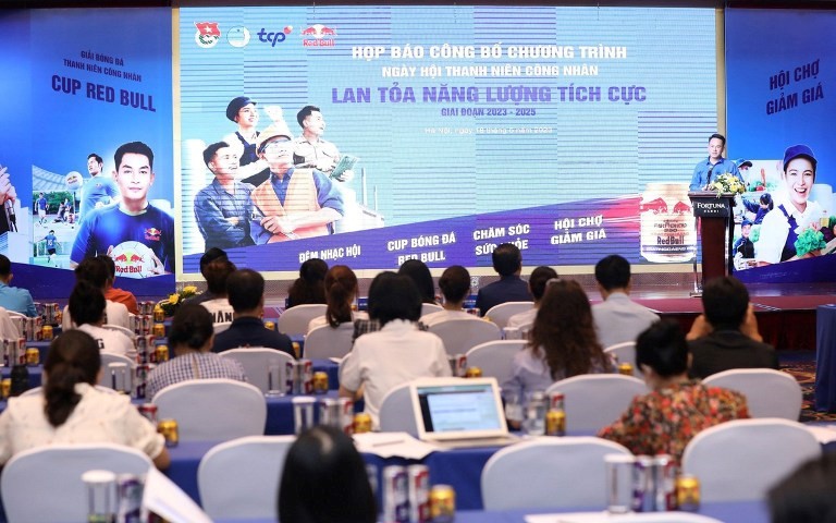 Mr. Nguyen Kim Quy - Standing Vice Chairman of the Central Committee of the Vietnam Youth Union chaired the press conference.