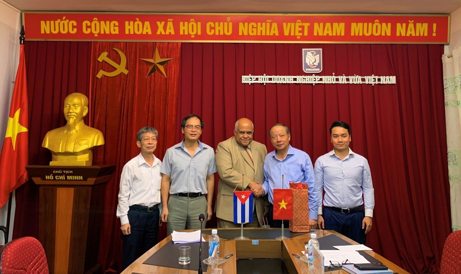 VINASME is always ready to support Cuban businesses to connect with businesses in Vietnam.