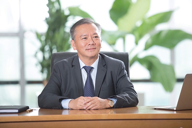 Ông Phan Đình Tuệ, hiện là thành viên HĐQT Sacombank và mới từ chức Phó Tổng giám đốc Sacombank vào ngày 15/6