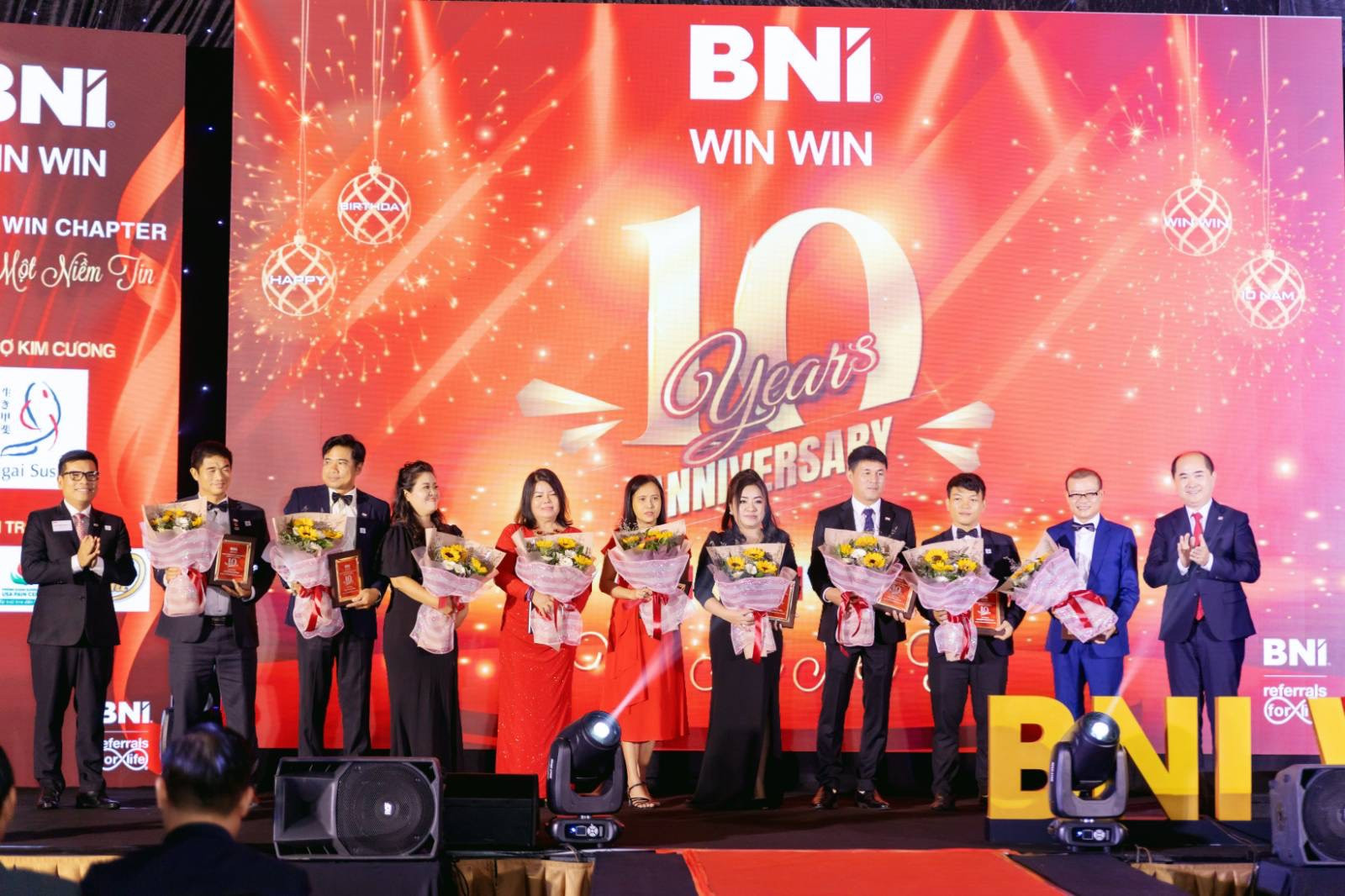 Hành trình 10 năm hình thành và phát triển của BNI Win Win là một câu chuyện đáng nhớ về sự kiên nhẫn, nỗ lực và tinh thần đoàn kết của các thành viên