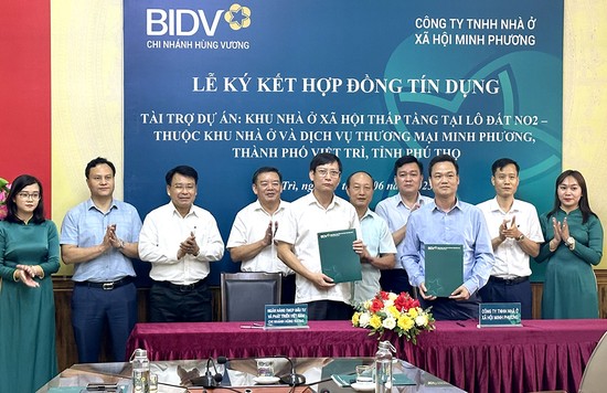 Ngân hàng TMCP Đầu tư và Phát triển Việt Nam Chi nhánh Hùng Vương và Công ty TNHH Nhà ở xã hội Minh Phương tổ chức lễ ký kết hợp đồng tín dụng tài trợ dự án