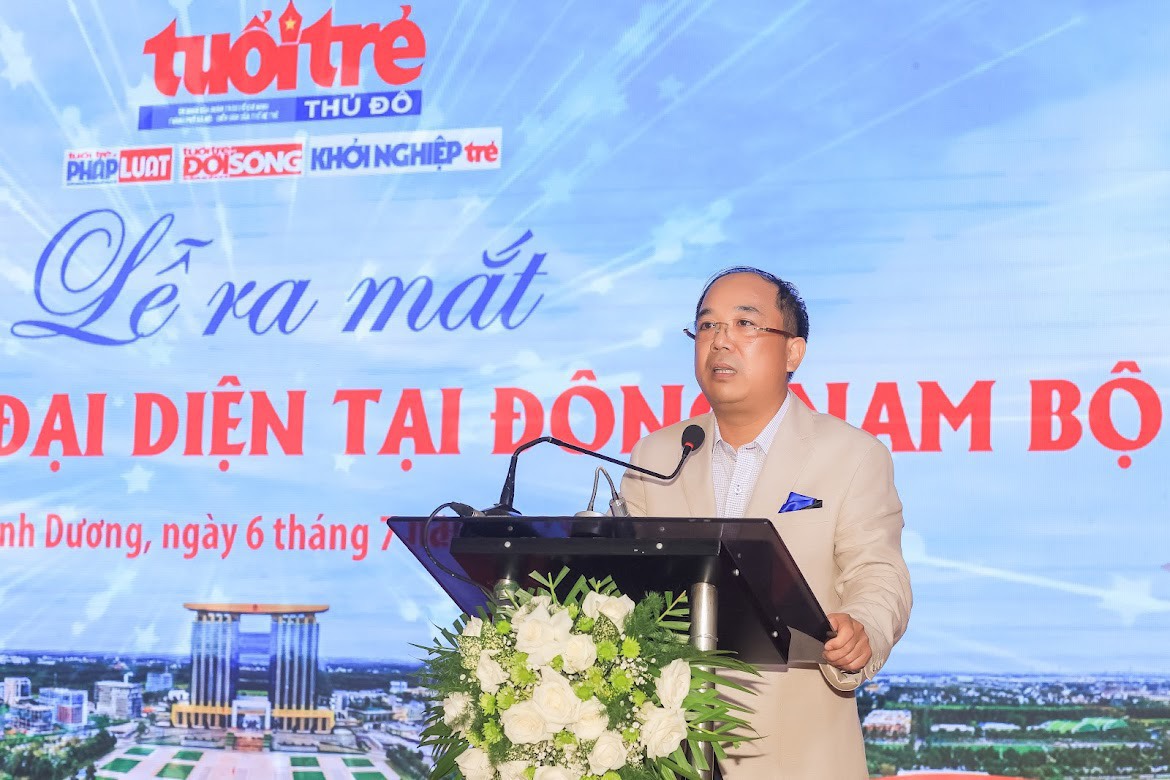 Ôông Nguyễn Mạnh Hưng, Tổng biên tập báo Tuổi trẻ Thủ đô